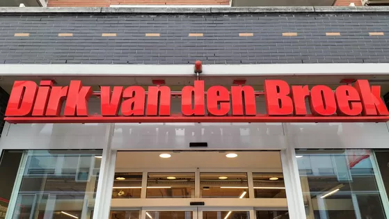 Dirk van den Broek aan de Pinkstraat even dicht