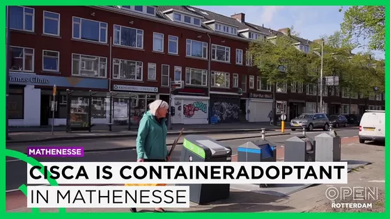 Cisca is containeradoptant en helpt de wijk schoon te houden