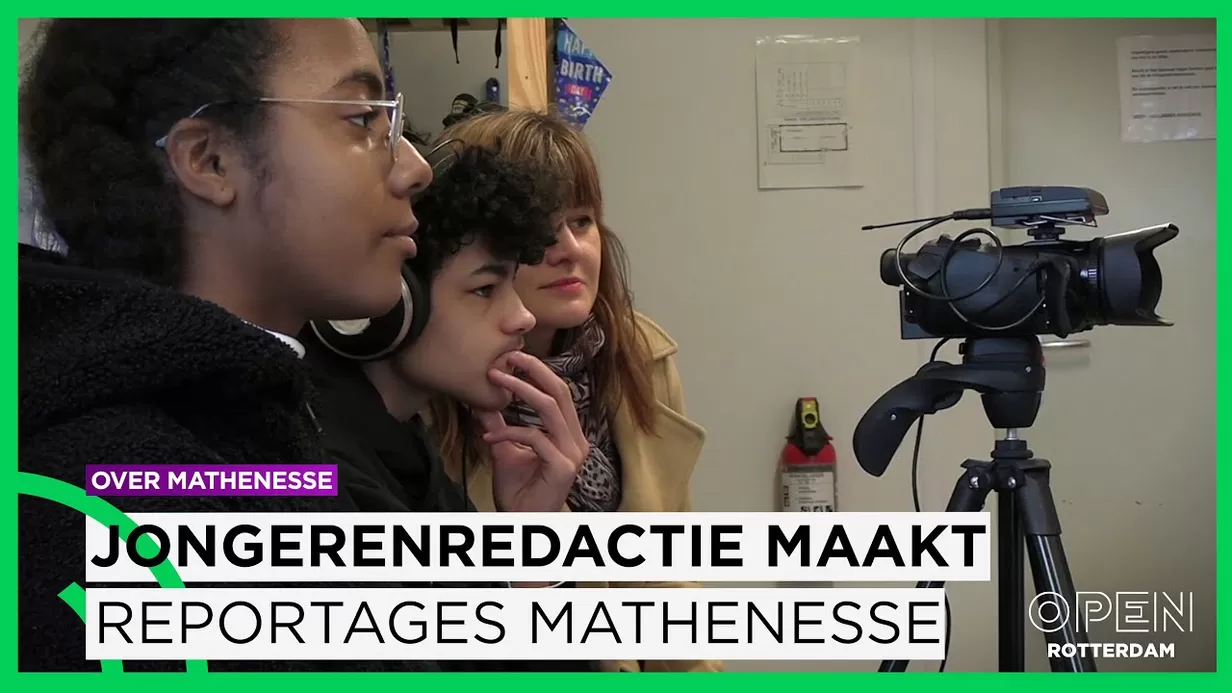 Scholieren van het Experience College leren reportage maken in de wijk Scholieren van het Experience College leren reportage maken in de wijk